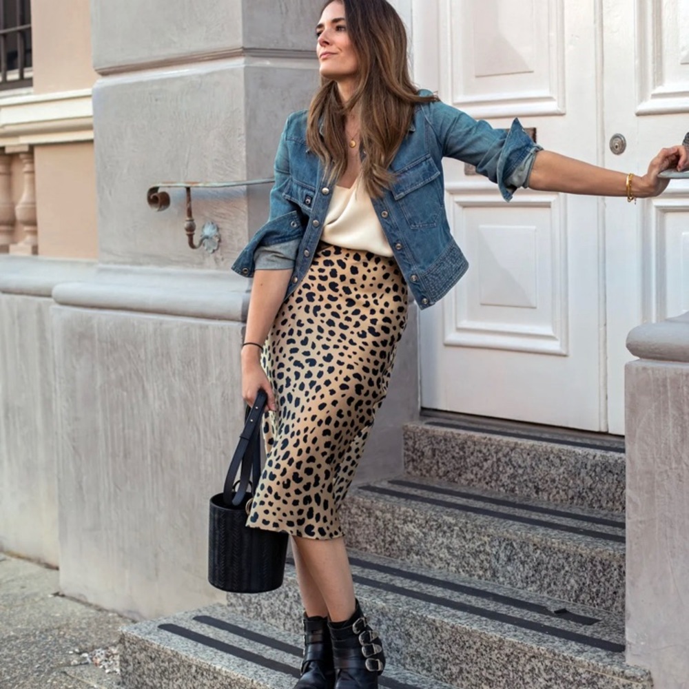 Leopard 90s Inspired Satin Skirt - New - Picture 3 of 7